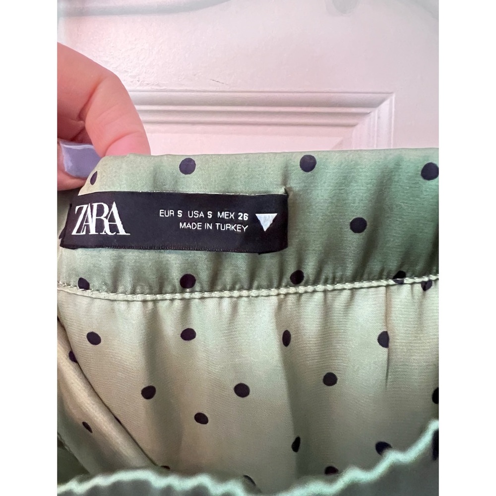 Zara Satin Skirt- Like new - Picture 13 of 13